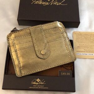 Patricia Nash Cassis Distressed Vintage Leather Card Case Antique Gold NWT & Box